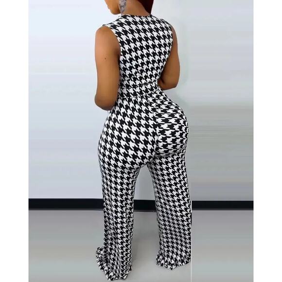 GoodTimeUSA Houndstooth V-Neck Jumpsuit – NWOT – Size Medium - Picture 5 of 8
